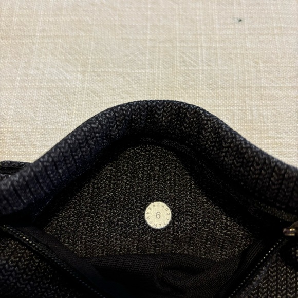 Lululemon Speed Up Tight *28” SIZE 6 - Picture 13 of 16